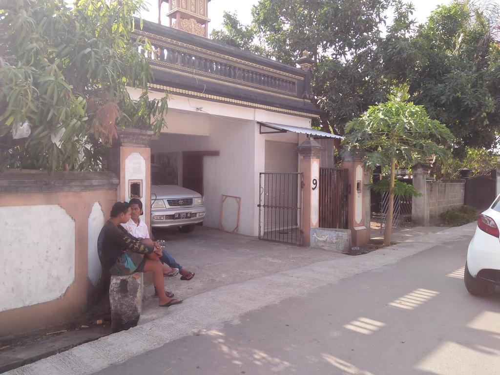 Deka Homestay Mataram Exterior photo